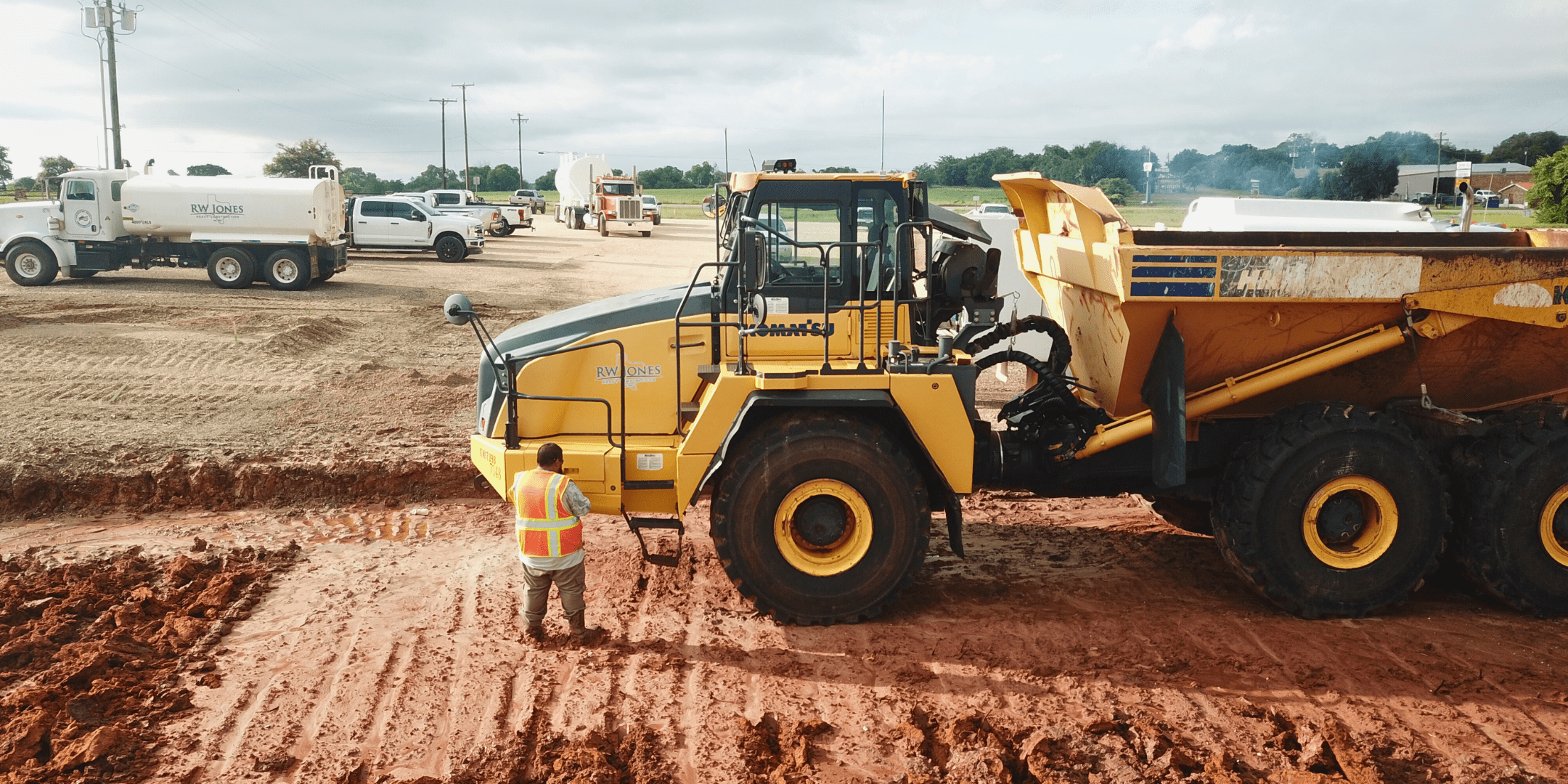 image of heavy equipment JW Jones Heavy