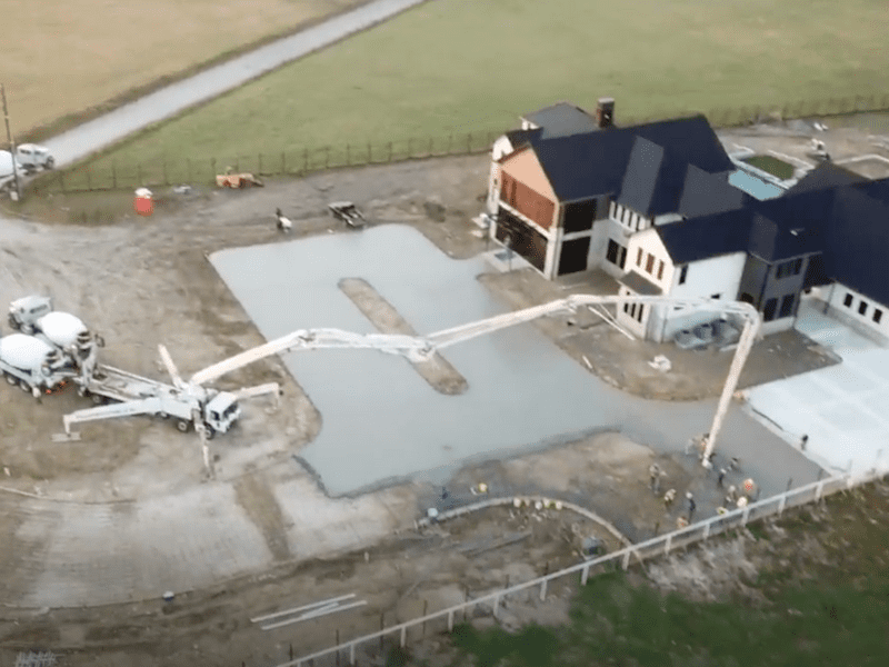 image concrete trucks pouring a driveway image concrete trucks pouring a driveway
